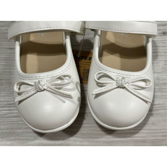 Weestep baby/toddler girls white ballet flats shoes size 6 - Picture 3 of 11
